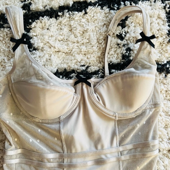 NWT Victoria Secret Lingerie Size 34C - Picture 3 of 11